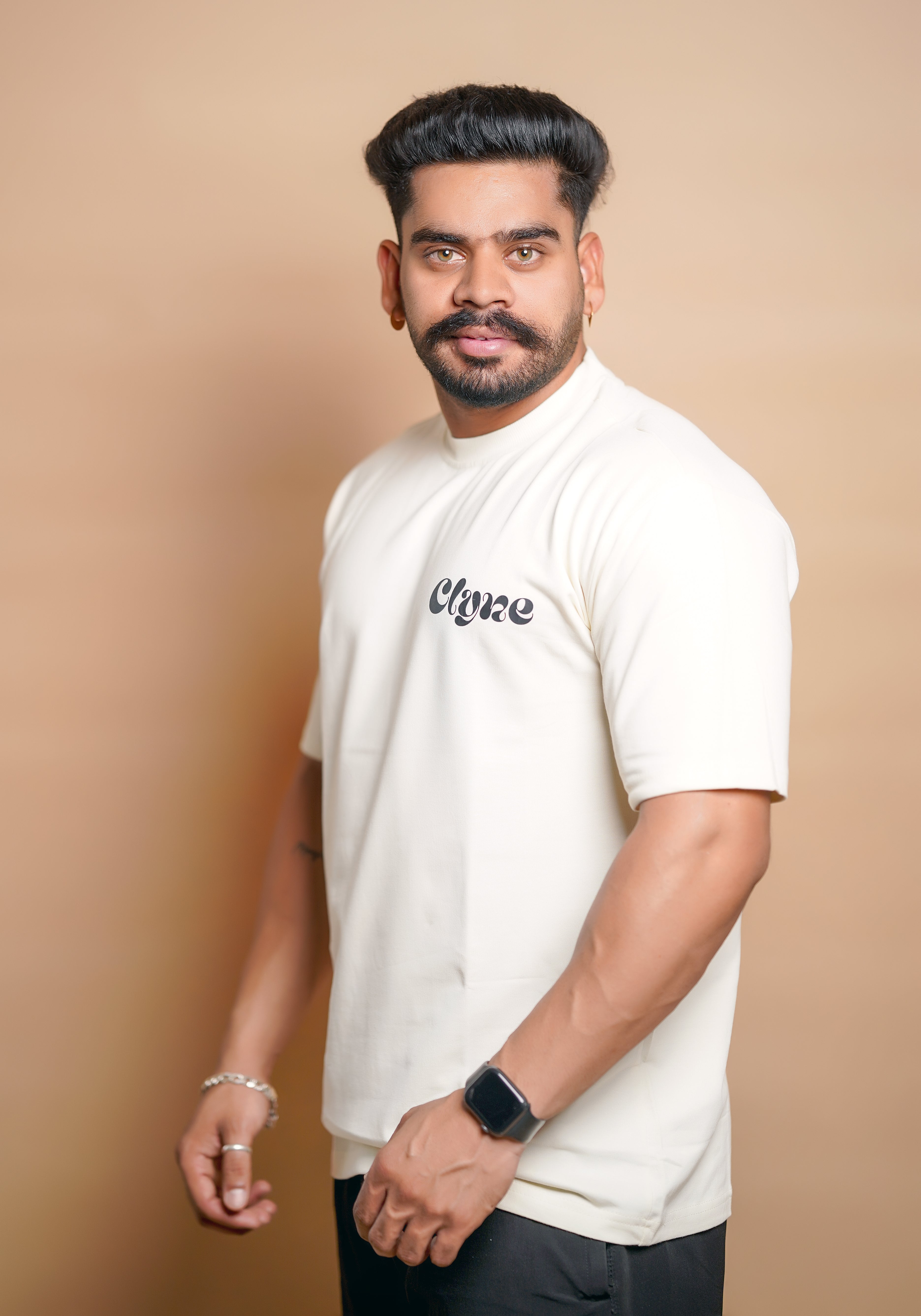 Oversized drop shoulder T-shirt casual & comfy