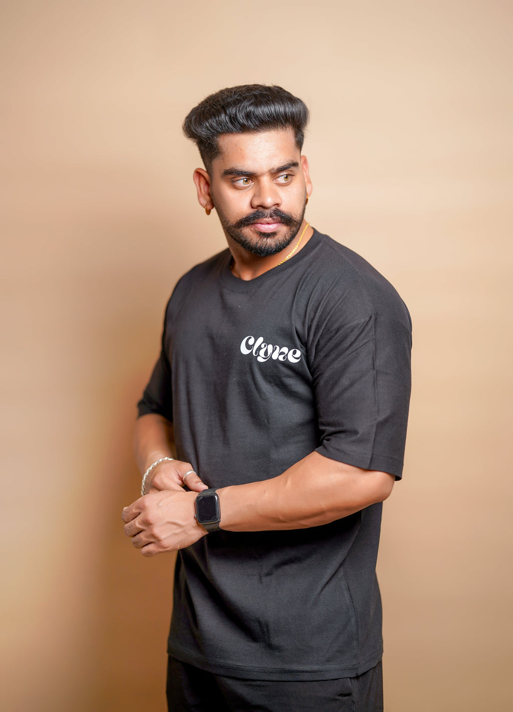 Baggy fit men’s T-shirt minimalist Streetwear Style